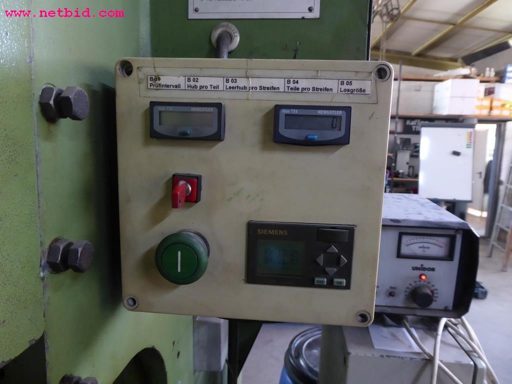 machines from the metal cutting and welding sector <br>-4