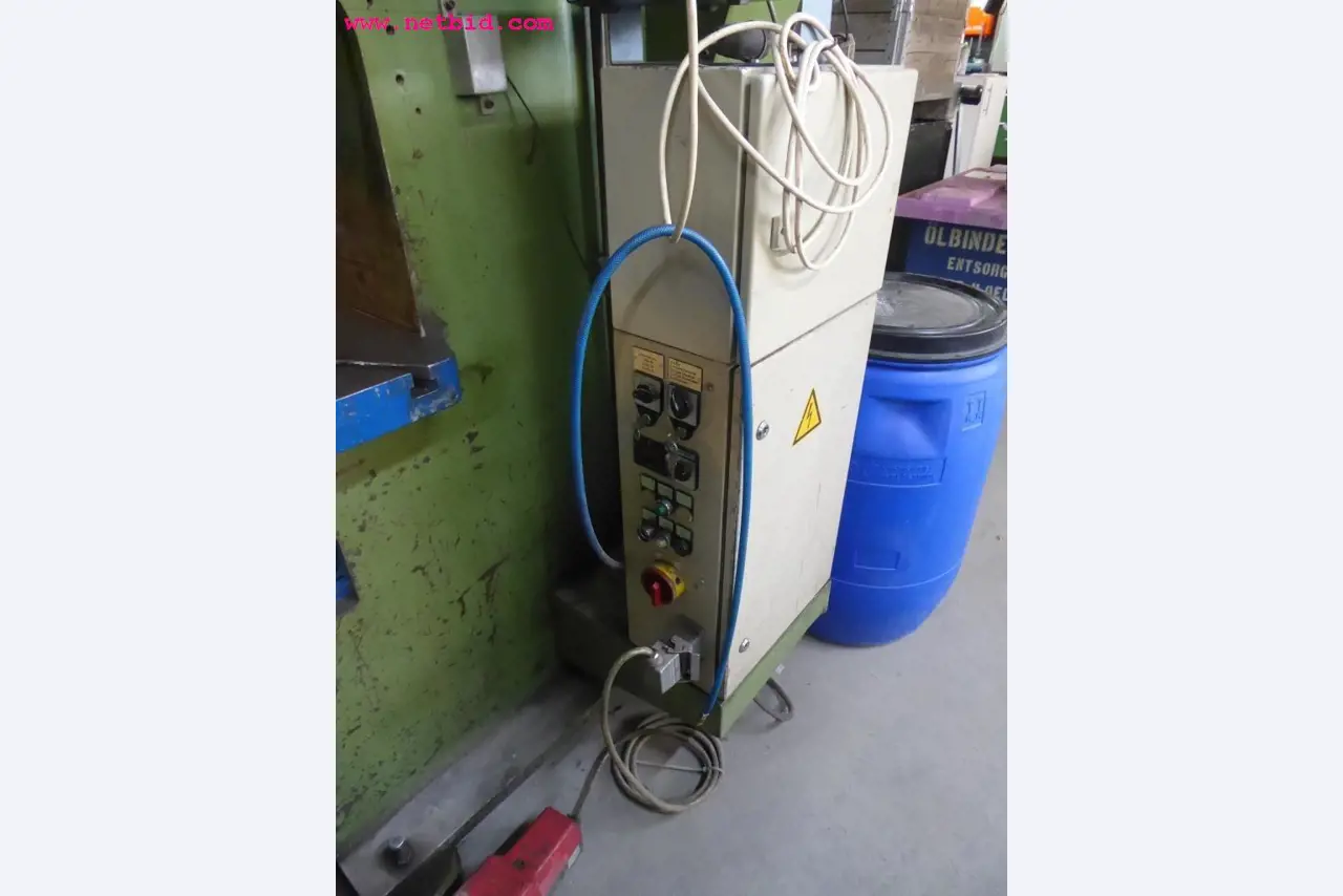 machines from the metal cutting and welding sector <br>-7