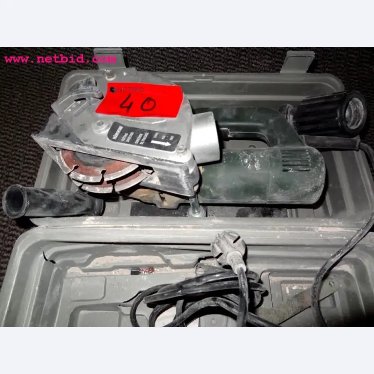 Betriebseinrichtungen, Maschinen, Geräte und Fahrzeuge<br>-1