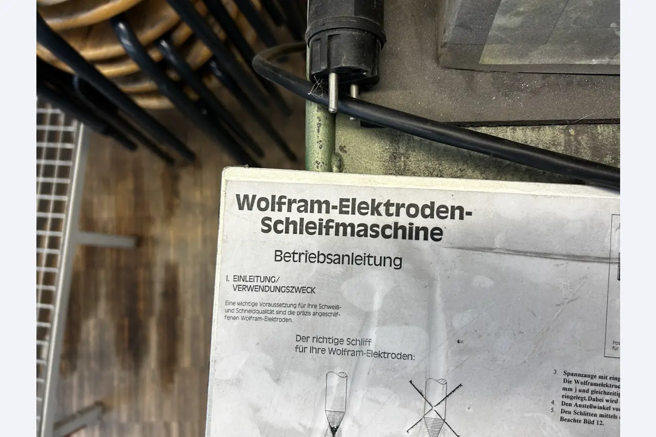 Vybavení, které již odborná škola nepotřebuje-1