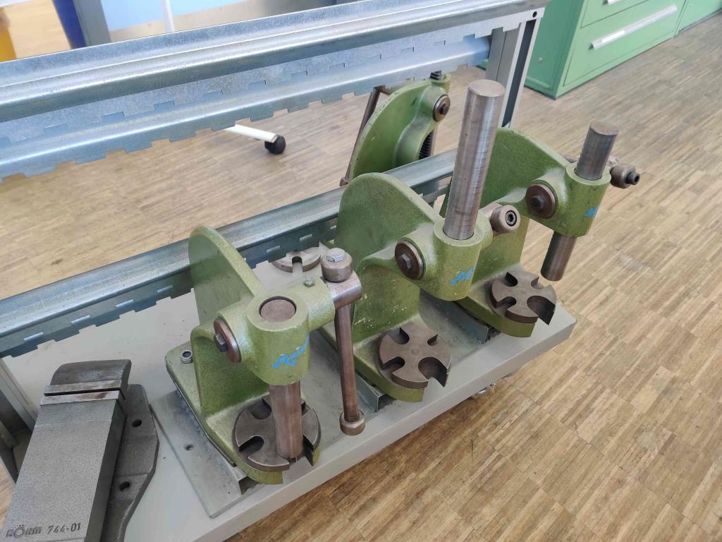 Sprzęt, który nie jest już wymagany przez szkołę zawodową-3