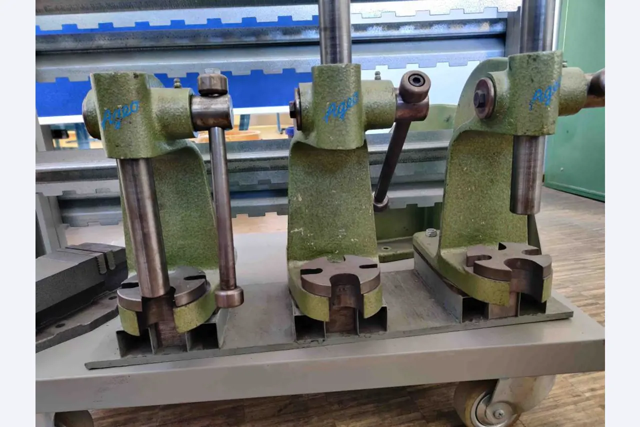 Sprzęt, który nie jest już wymagany przez szkołę zawodową-4