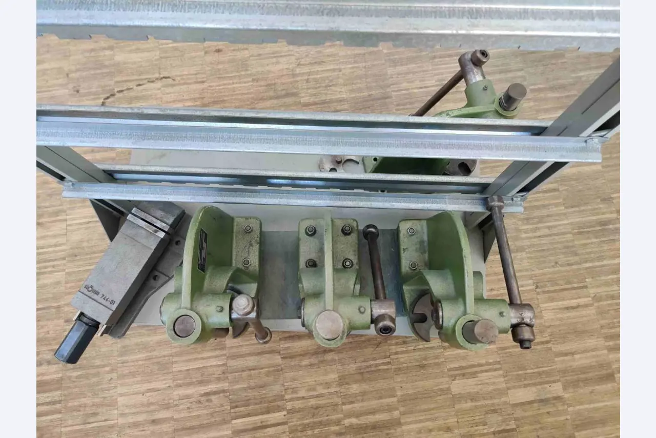 Sprzęt, który nie jest już wymagany przez szkołę zawodową-7