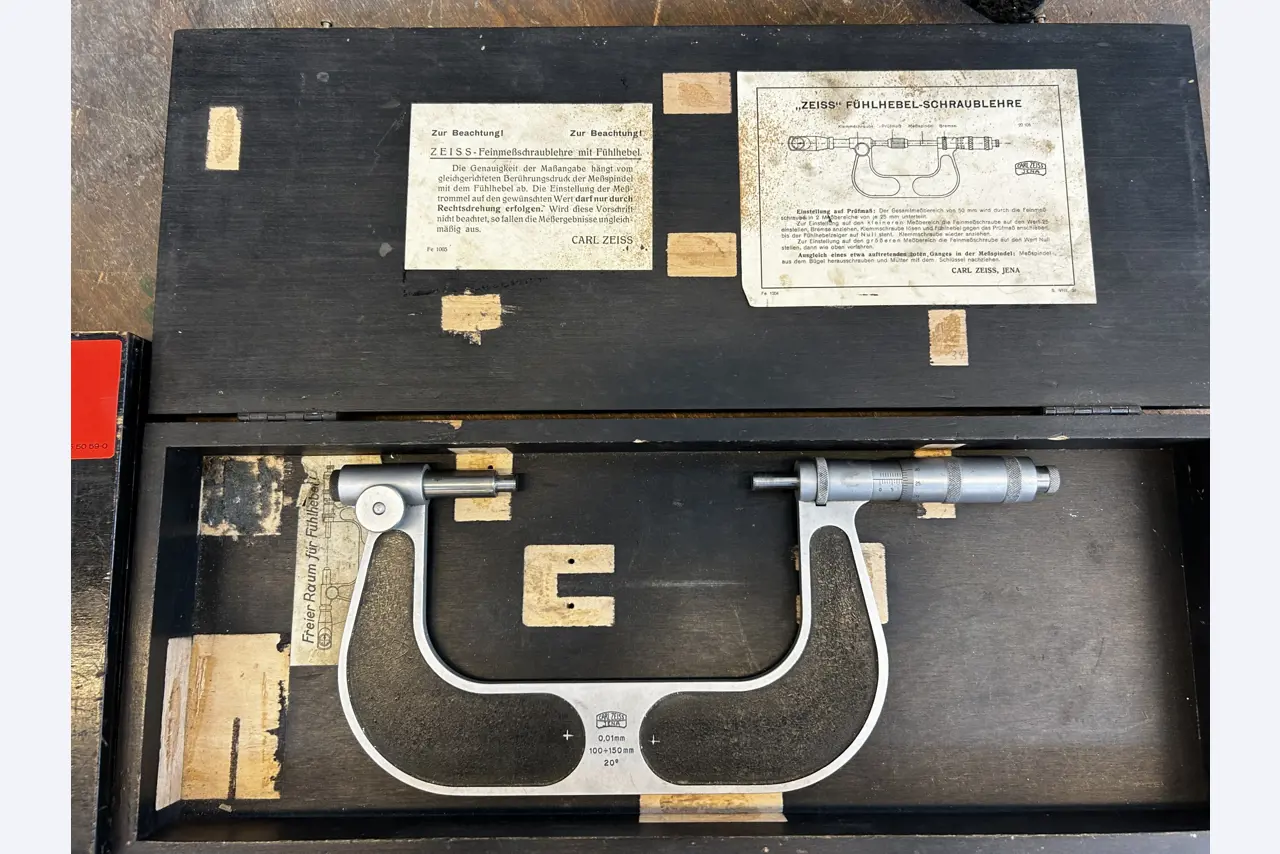 Equipos que ya no necesita un centro de formación profesional-1