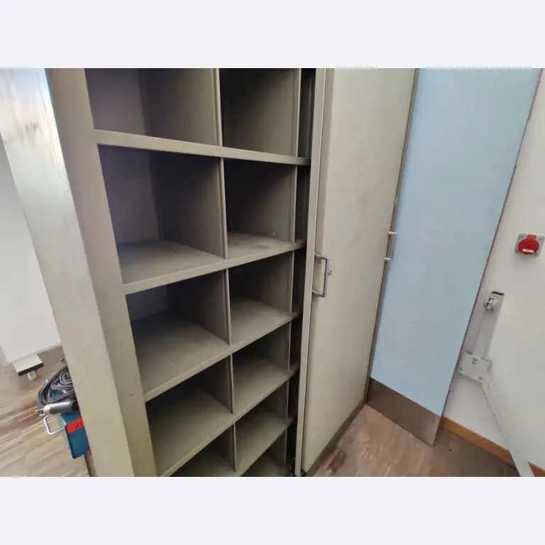 Equipos que ya no necesita un centro de formación profesional-4