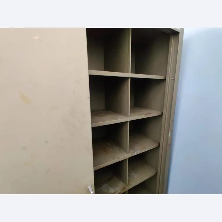 Equipos que ya no necesita un centro de formación profesional-5