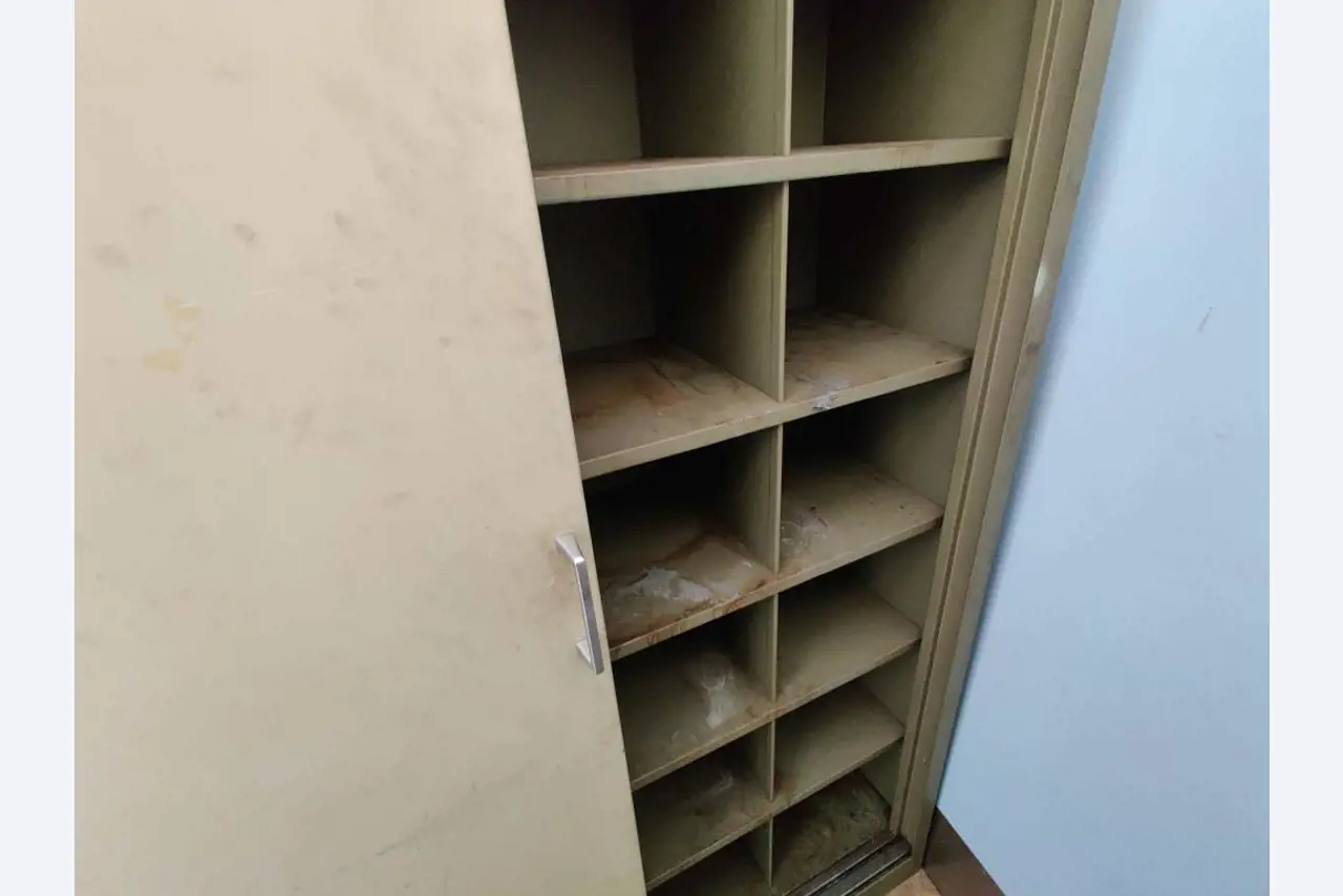 Equipos que ya no necesita un centro de formación profesional-6