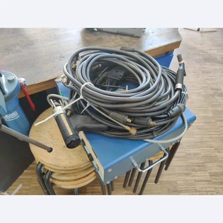 Equipos que ya no necesita un centro de formación profesional-10