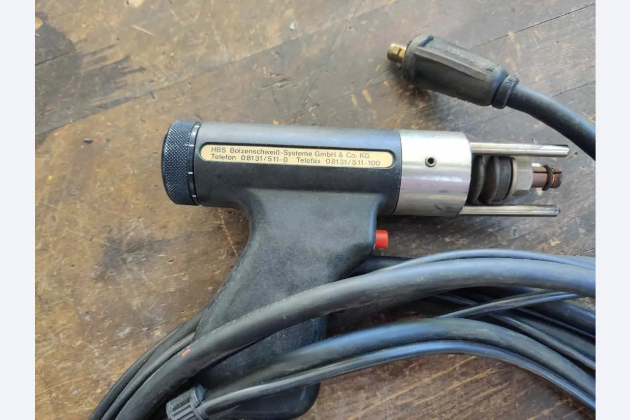 Equipos que ya no necesita un centro de formación profesional-8