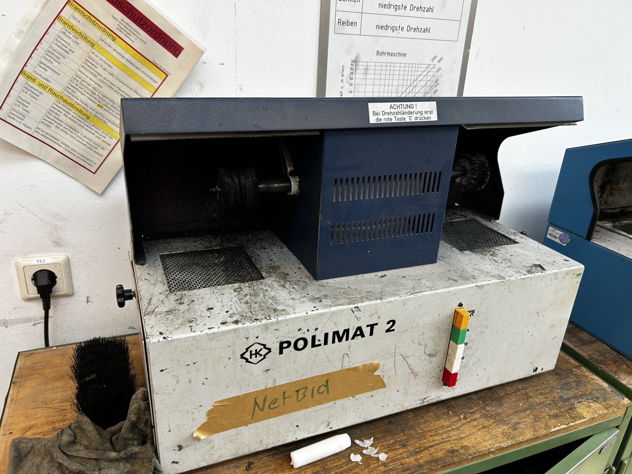 Equipos que ya no necesita un centro de formación profesional-2