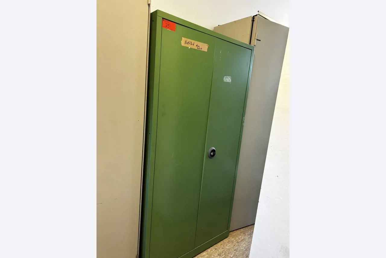 Equipos que ya no necesita un centro de formación profesional-2