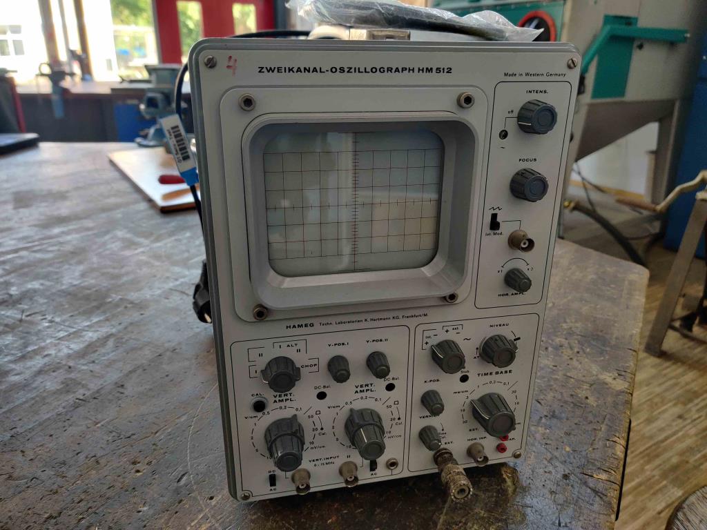 Equipos que ya no necesita un centro de formación profesional-1