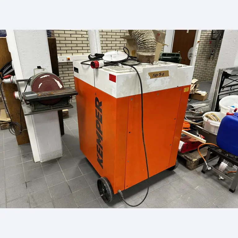 Uitrusting die niet langer nodig is voor een beroepsschool-1