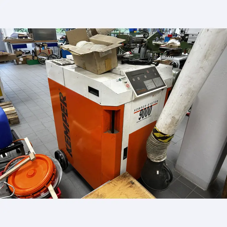 Uitrusting die niet langer nodig is voor een beroepsschool-4