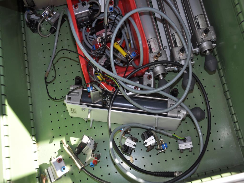 well-kept milling heads + accessories-17