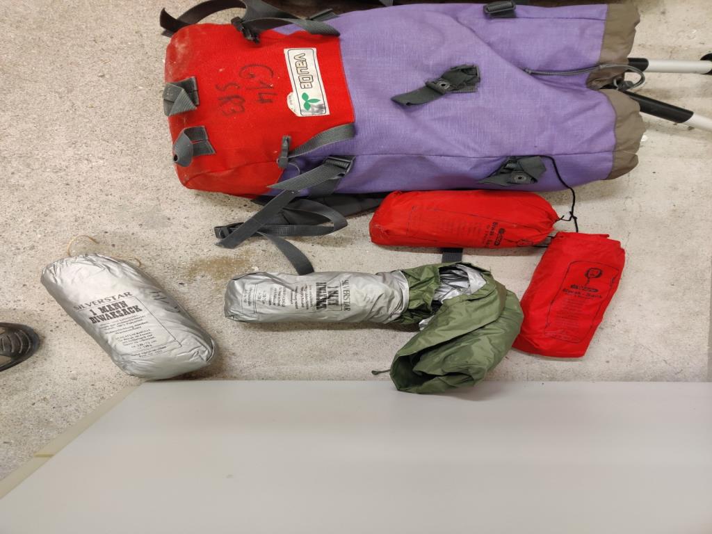 Équipement d'une école professionnelle qui n'est plus utilisé-19