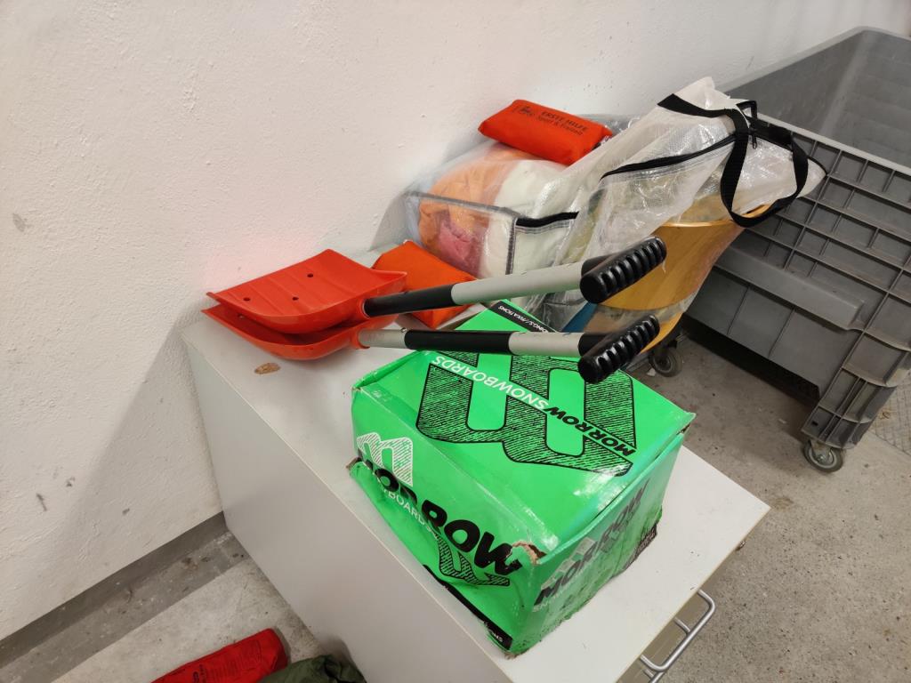 Équipement d'une école professionnelle qui n'est plus utilisé-20