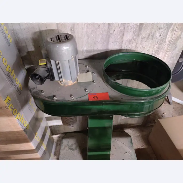 Vybavení, které již odborná škola nepotřebuje-2