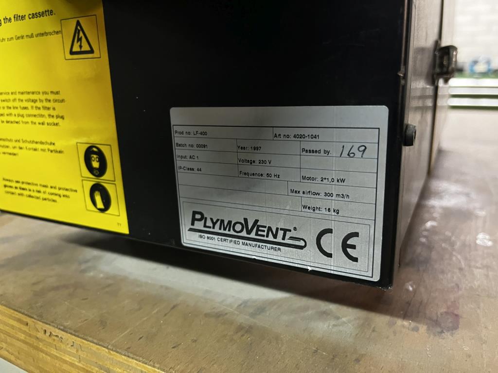 Nicht mehr benötigtes Equipment einer beruflichen Schule-2