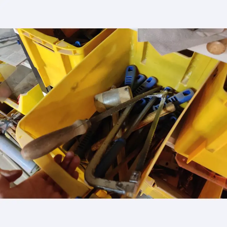 Equipos que ya no necesita un centro de formación profesional-3