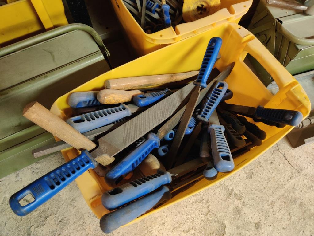 Equipos que ya no necesita un centro de formación profesional-5