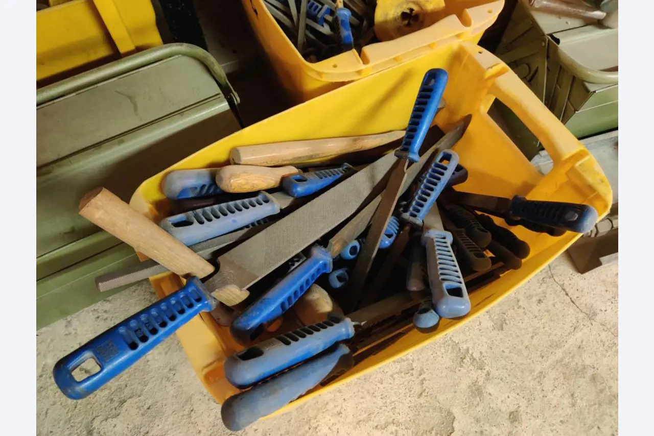 Equipos que ya no necesita un centro de formación profesional-5