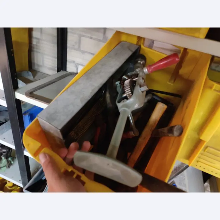 Equipos que ya no necesita un centro de formación profesional-6