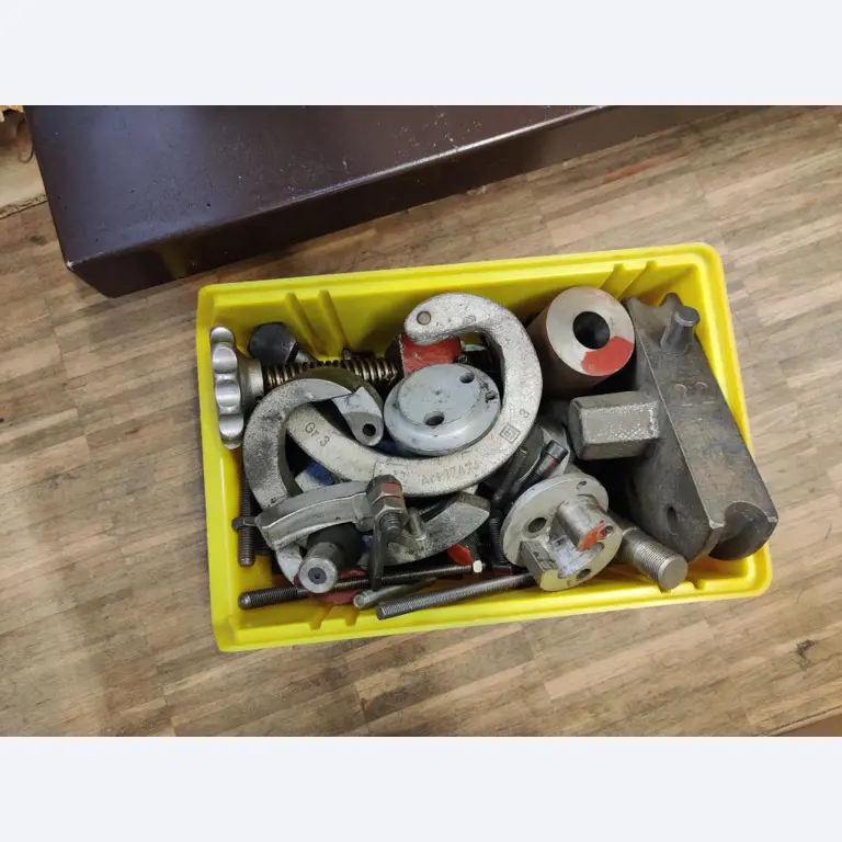Equipment of a training workshop that is no longer needed-4