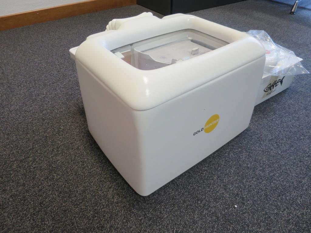 well-maintained goldsmiths machines <br>-3