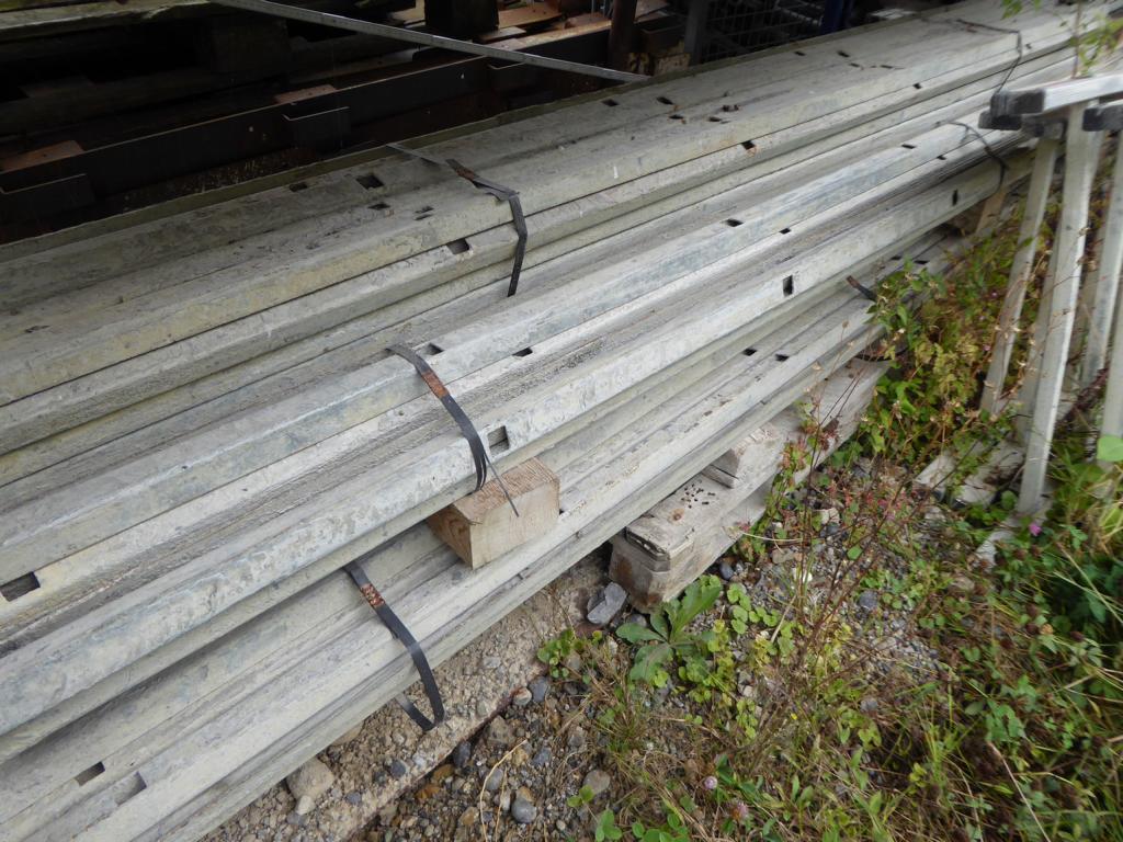 
Máquinas de construção, equipamentos de construção, escavadoras, cofragens, escoras para pavimentos, Peri, Doka, veículos, materiais de construção<br>-6