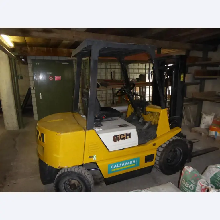 construction machinery, construction equipment, excavators, formwork, props, Peri, Doka, vehicles, building materials<br> -2