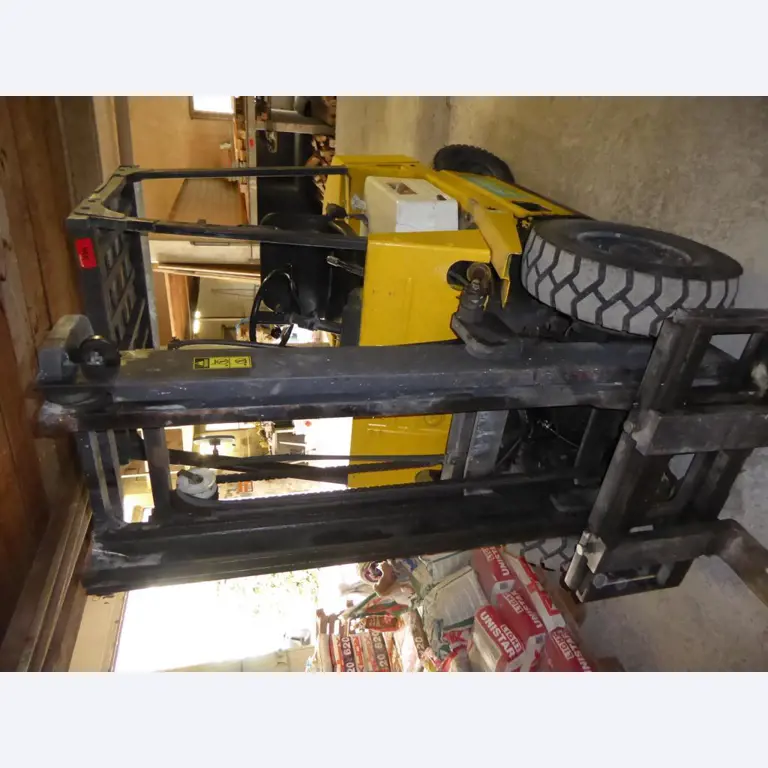 construction machinery, construction equipment, excavators, formwork, props, Peri, Doka, vehicles, building materials<br> -5