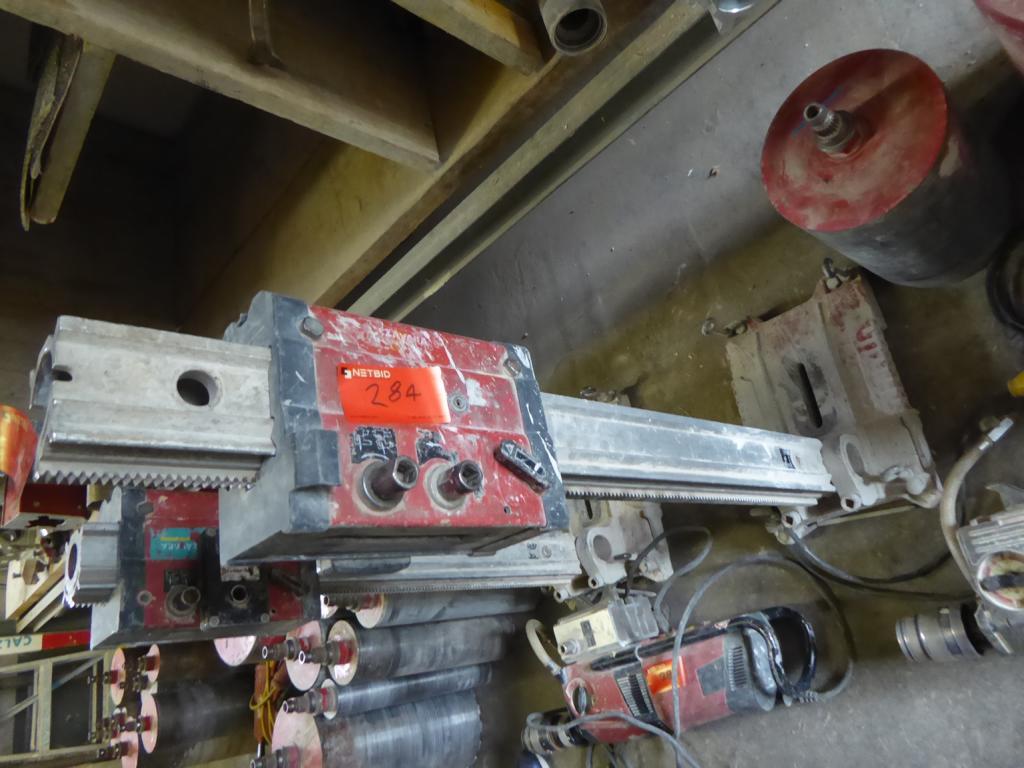 
Máquinas de construção, equipamentos de construção, escavadoras, cofragens, escoras para pavimentos, Peri, Doka, veículos, materiais de construção<br>-3