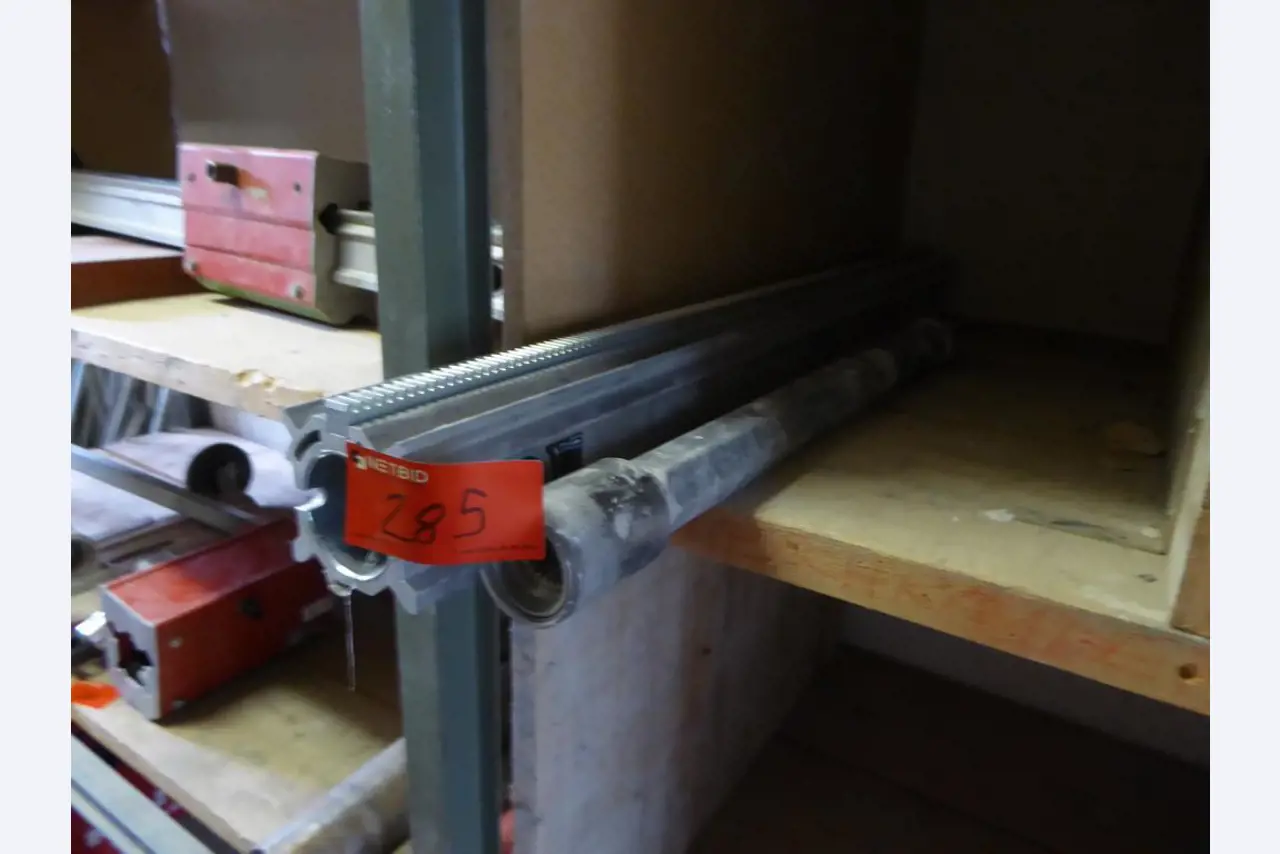 Máquinas de construção, equipamentos de construção, escavadoras, cofragens, escoras para pavimentos, Peri, Doka, veículos, materiais de construção<br>-5