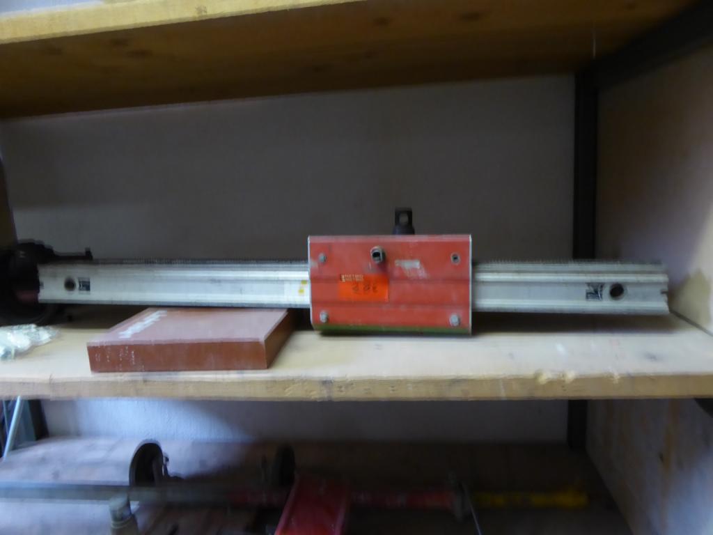 
Máquinas de construção, equipamentos de construção, escavadoras, cofragens, escoras para pavimentos, Peri, Doka, veículos, materiais de construção<br>-3