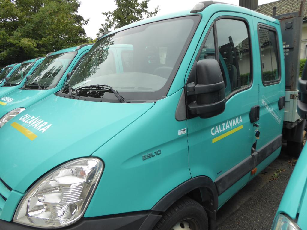 
Máquinas de construção, equipamentos de construção, escavadoras, cofragens, escoras para pavimentos, Peri, Doka, veículos, materiais de construção<br>-2