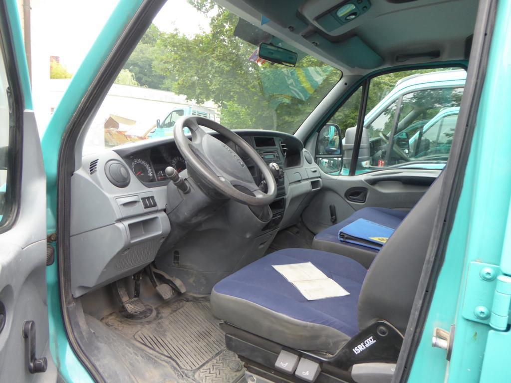 
Máquinas de construção, equipamentos de construção, escavadoras, cofragens, escoras para pavimentos, Peri, Doka, veículos, materiais de construção<br>-4