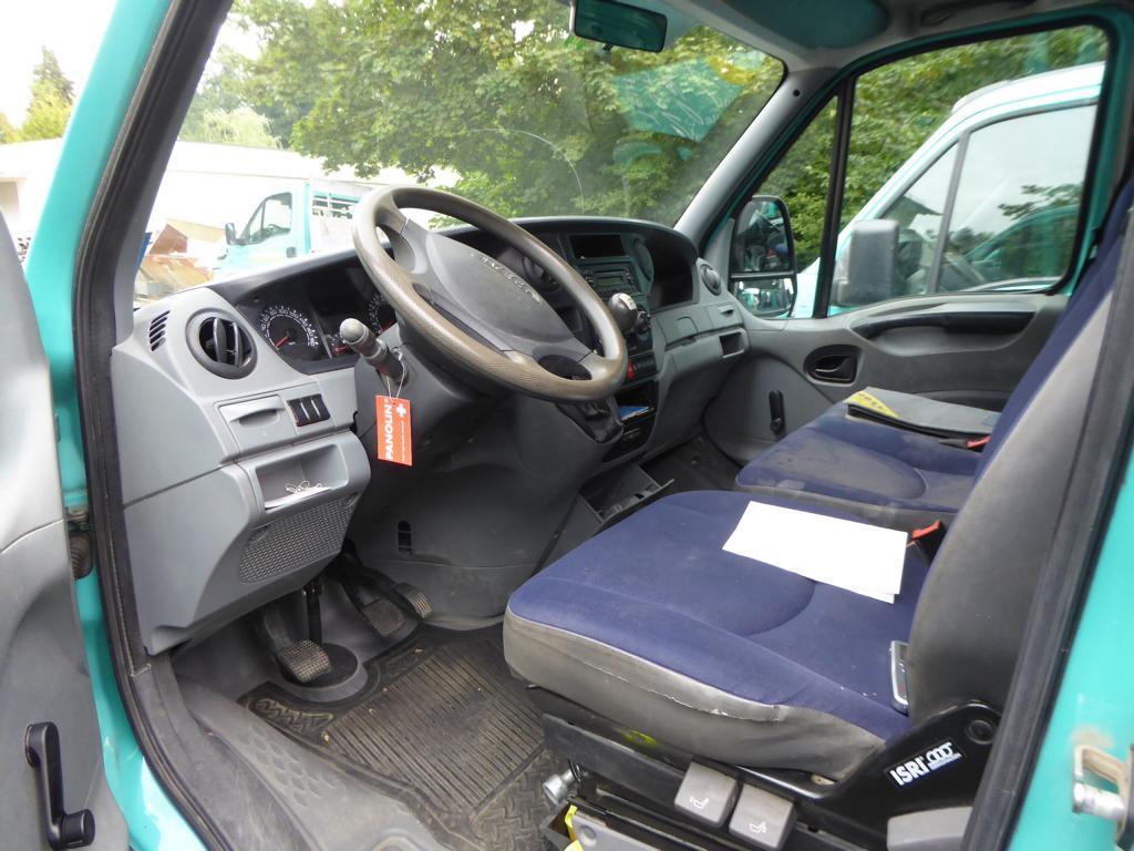 
Máquinas de construção, equipamentos de construção, escavadoras, cofragens, escoras para pavimentos, Peri, Doka, veículos, materiais de construção<br>-4