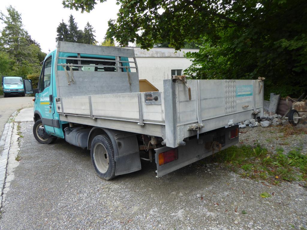 
Máquinas de construção, equipamentos de construção, escavadoras, cofragens, escoras para pavimentos, Peri, Doka, veículos, materiais de construção<br>-4