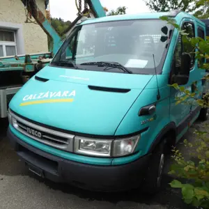 Transporteur Iveco 29L10 HDI DOKA