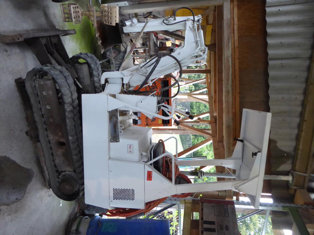 construction machinery, construction equipment, excavators, formwork, props, Peri, Doka, vehicles, building materials<br>  -3