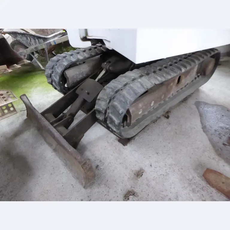 Bouwmachines, bouwuitrusting, graafmachines, bekisting, vloerstempels, Peri, Doka, voertuigen, bouwmaterialen<br>-4
