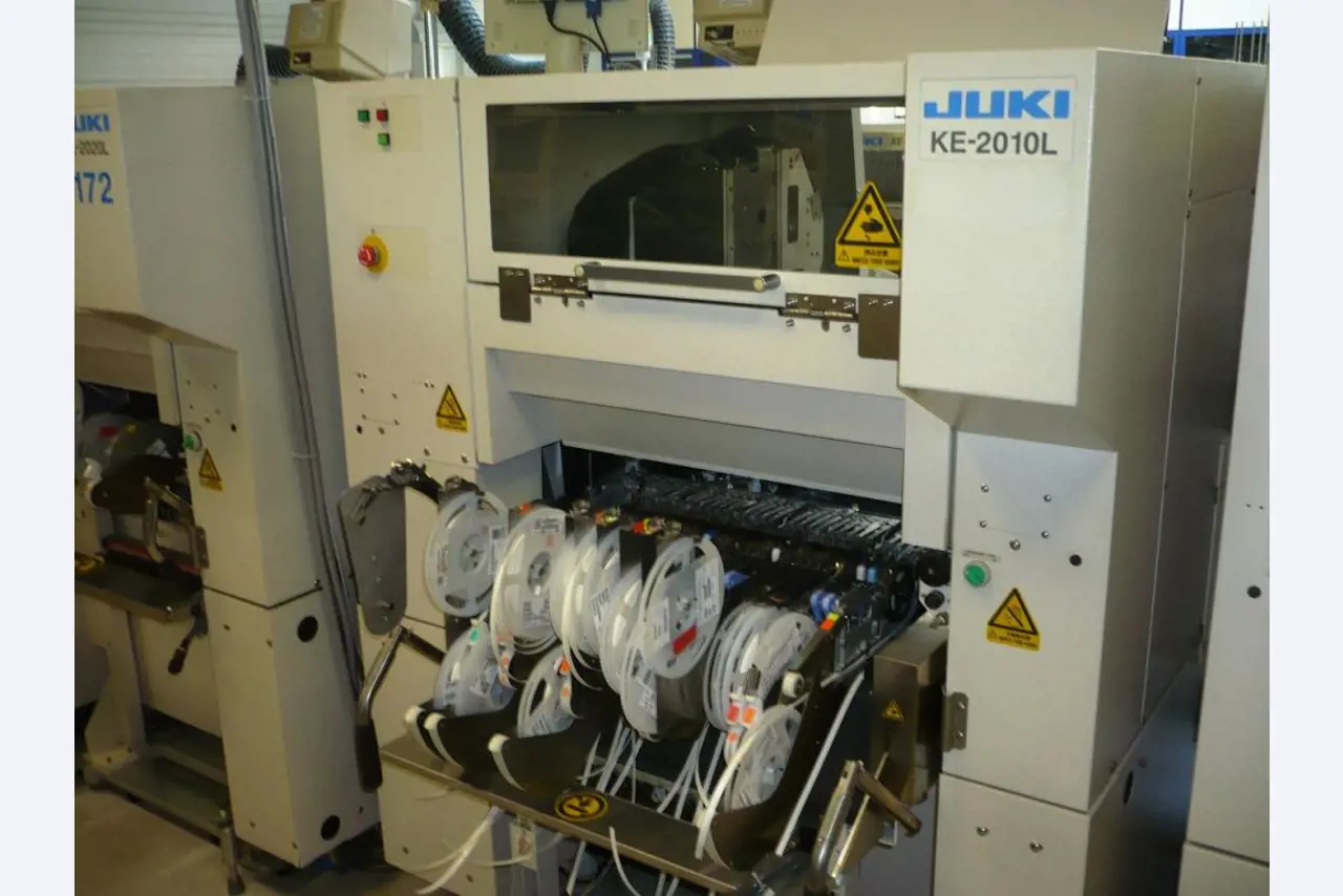 Antennen-SAT-Verteiltechnik, Leiterplattenfertigung, Blechbearbeitung-3