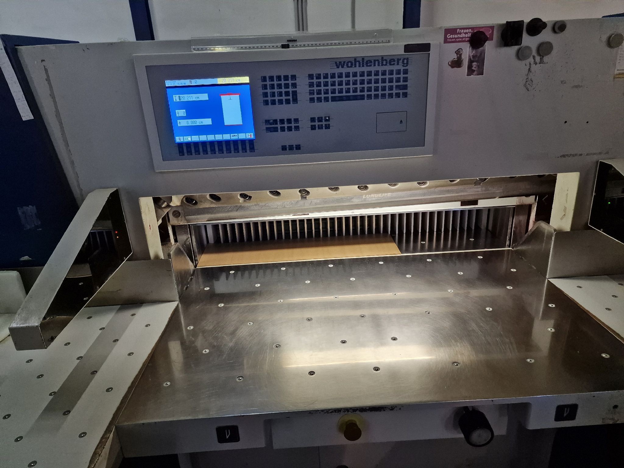 Diversas máquinas de impressão e de bordar-4