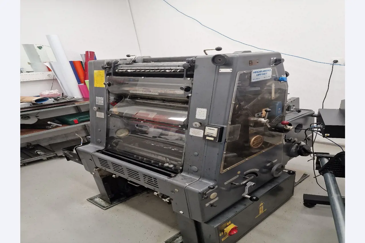 Various printing and embroidery machines-3