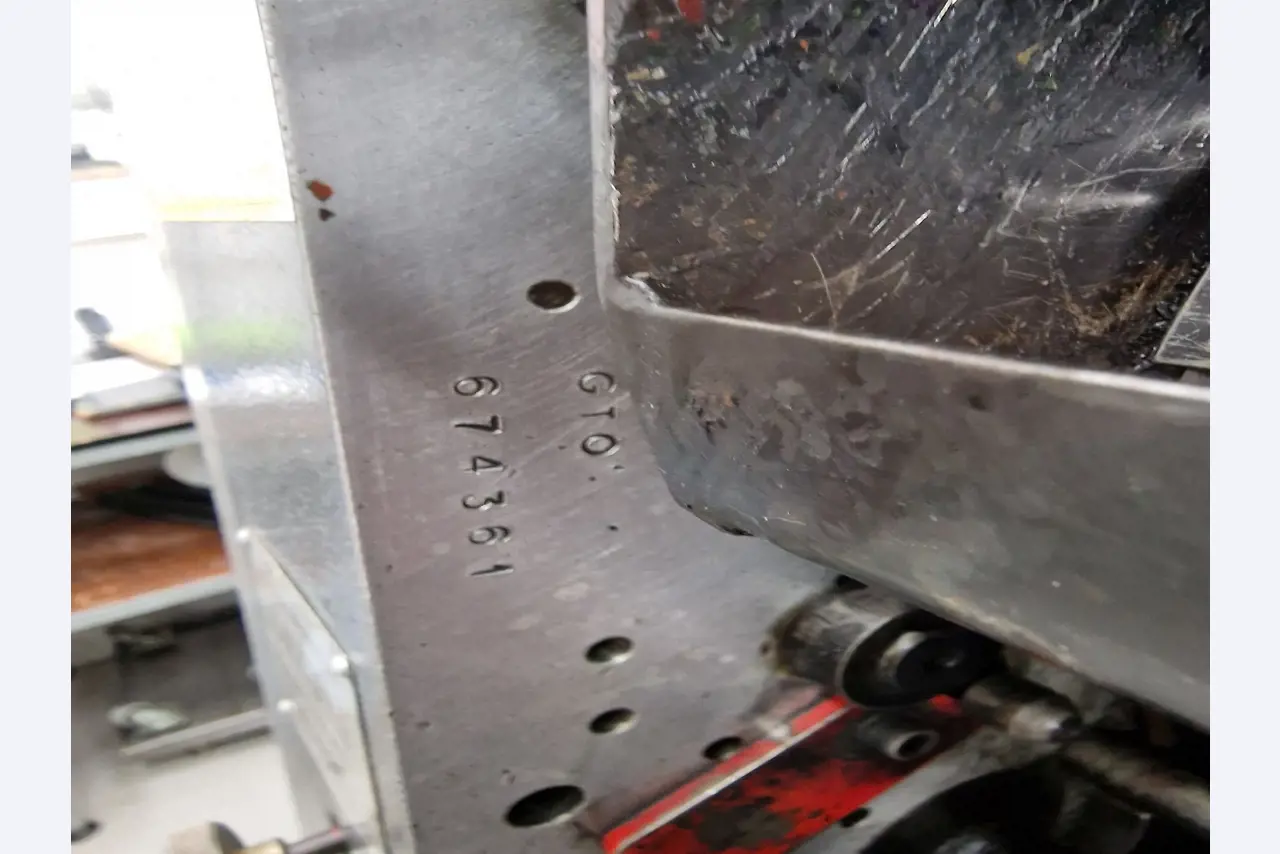 Various printing and embroidery machines-4