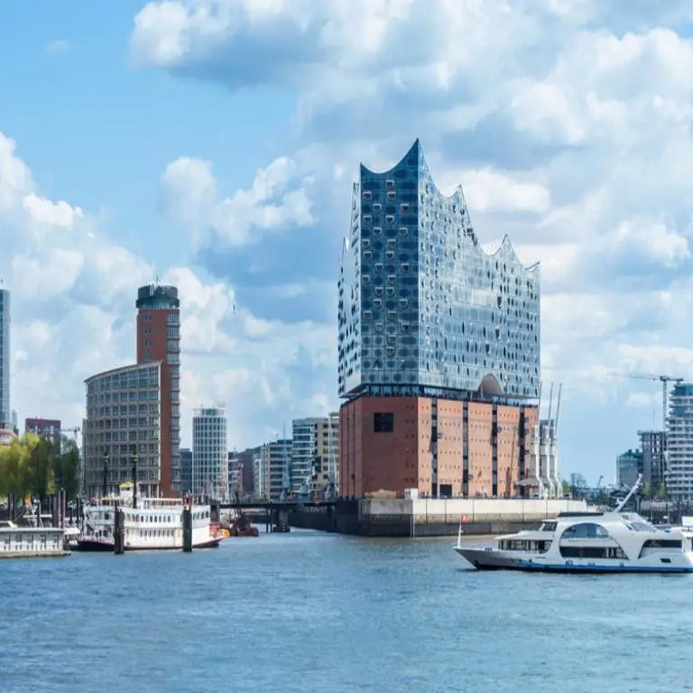 exklusives Wochenende in Hamburgs Elbphilharmonie