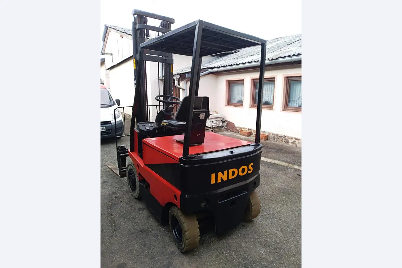 Metal processing machines, forklifts, packaging machines and equipment</b>-4