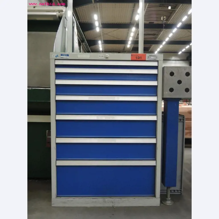 Chapas metálicas e máquinas para trabalhar metais<br><font size="2">Em colaboração com a Hilco Industrial Acquisitions bv</font>-2