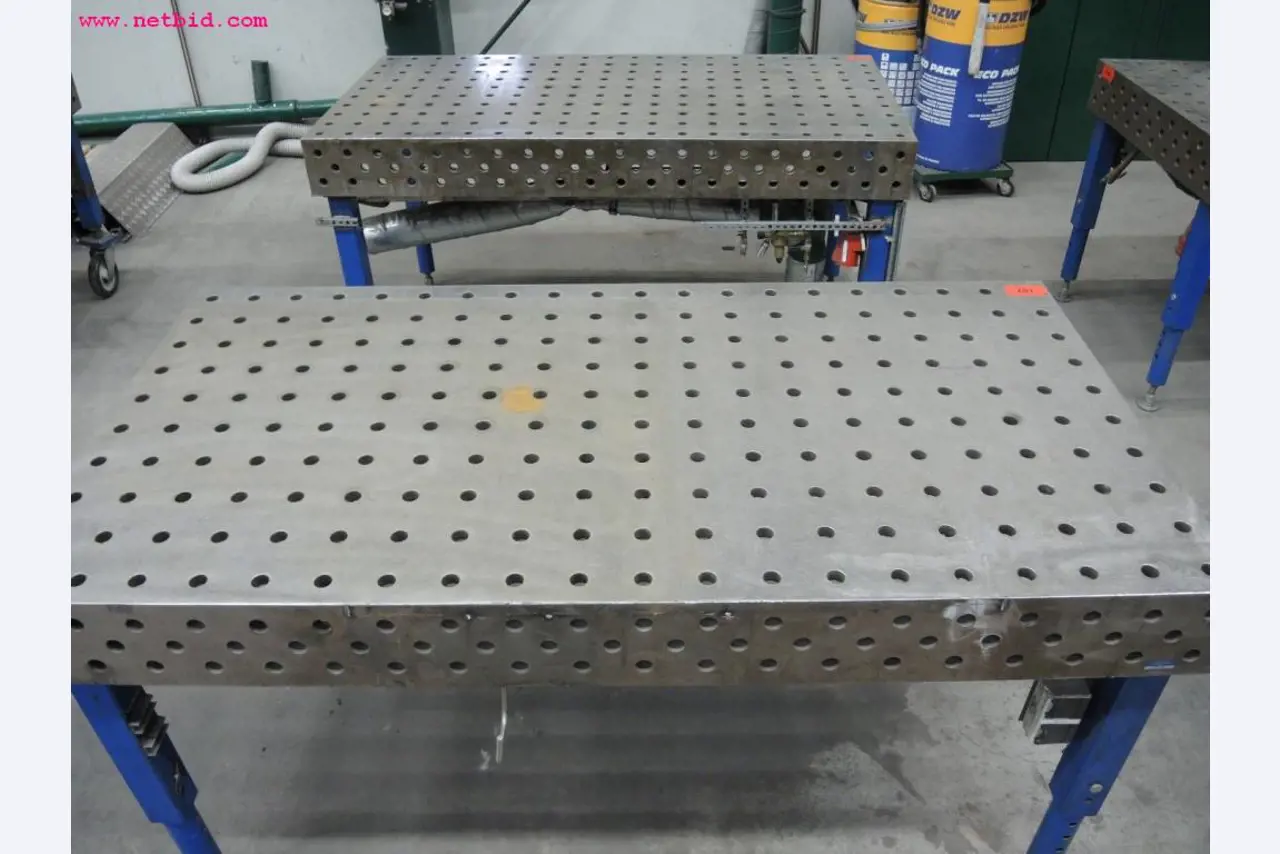 Chapas metálicas e máquinas para trabalhar metais<br><font size="2">Em colaboração com a Hilco Industrial Acquisitions bv</font>-4